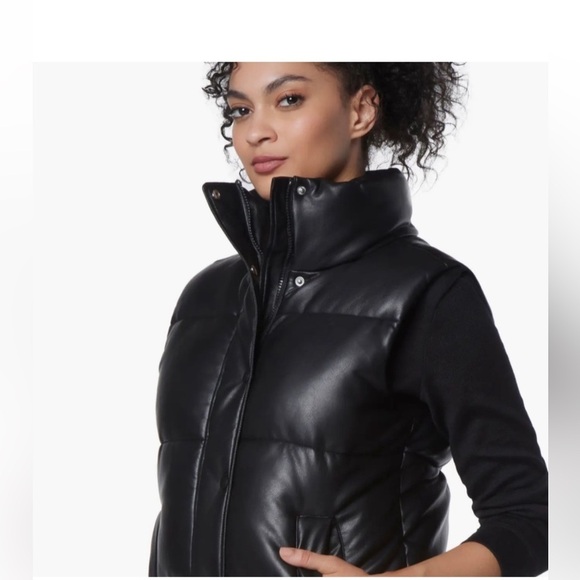 Marc New York Andrew Marc black Faux Leather Puffer Vest size Small - Picture 1 of 15